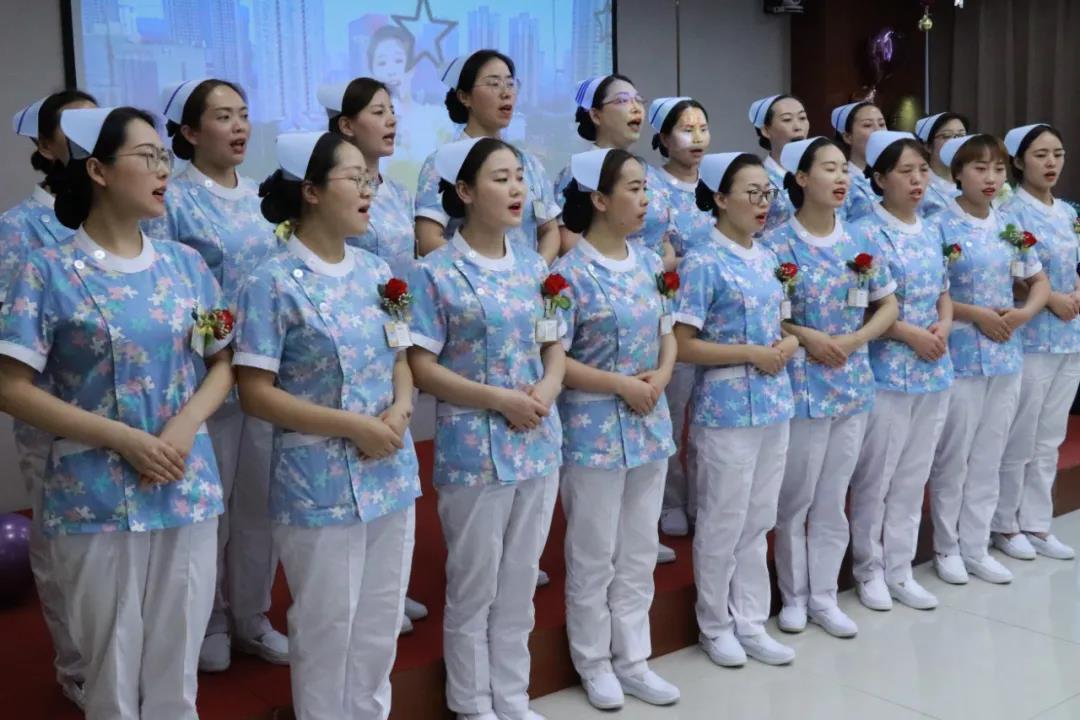 致敬最美天使 ▏西安经开妇幼医院召开“5.12护士节”表彰庆祝大会(图18)