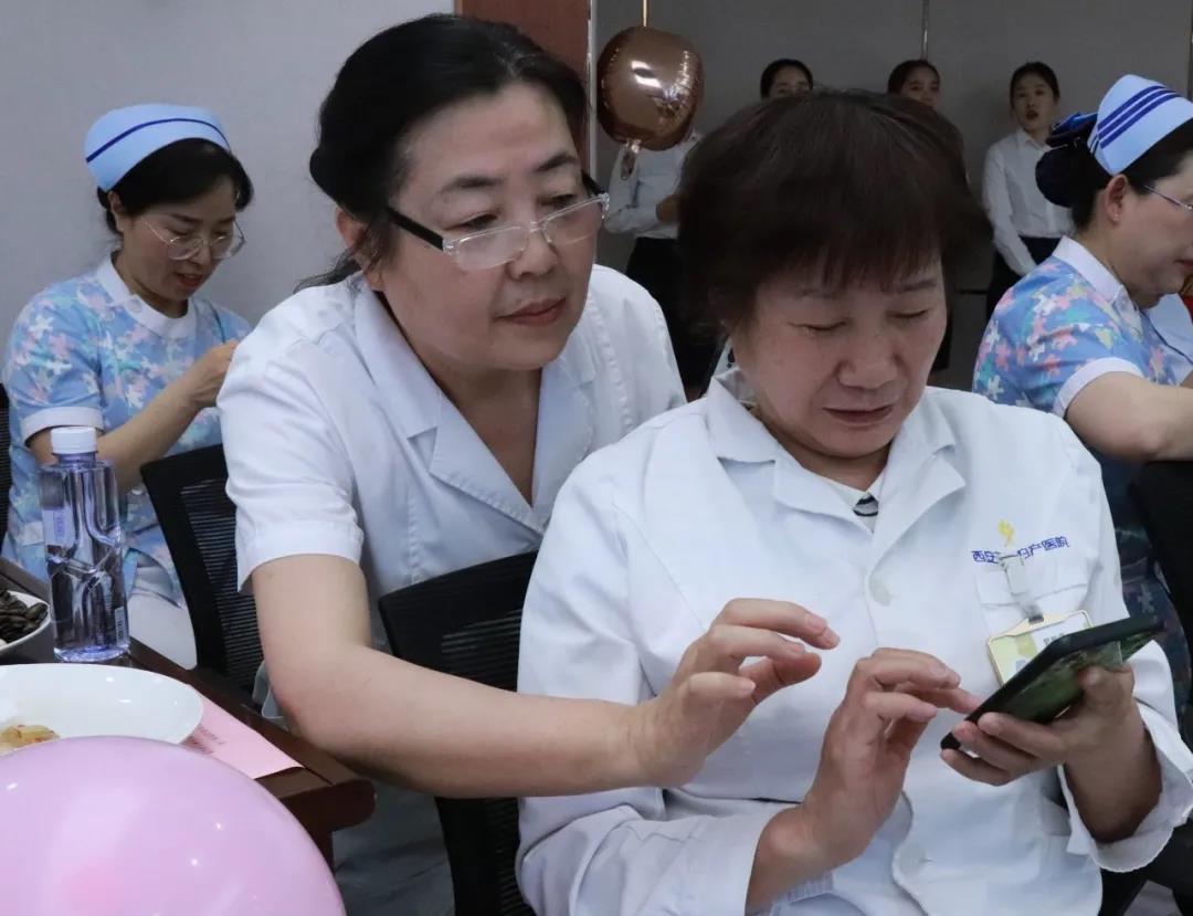 致敬最美天使 ▏西安经开妇幼医院召开“5.12护士节”表彰庆祝大会(图29)